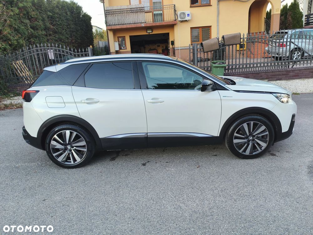 Peugeot 3008 1.6 PureTech HYbrid4 GT Line S&S EAT8 - 29
