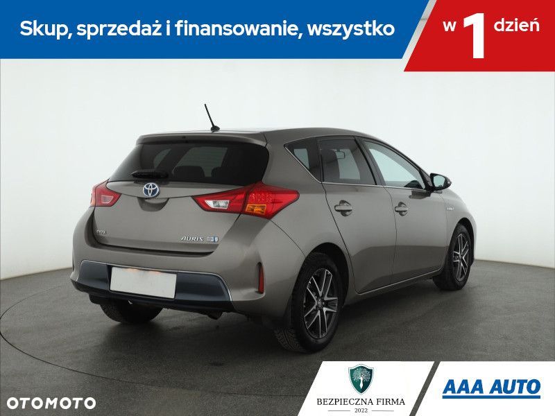 Toyota Auris - 7
