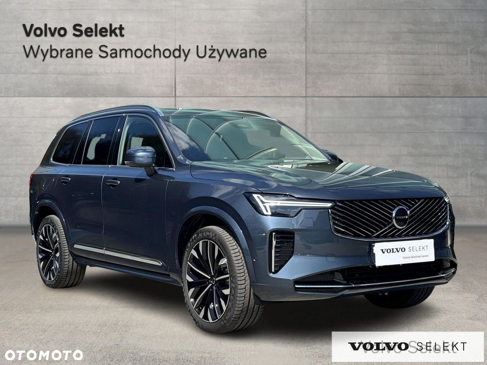 Volvo XC 90 - 9