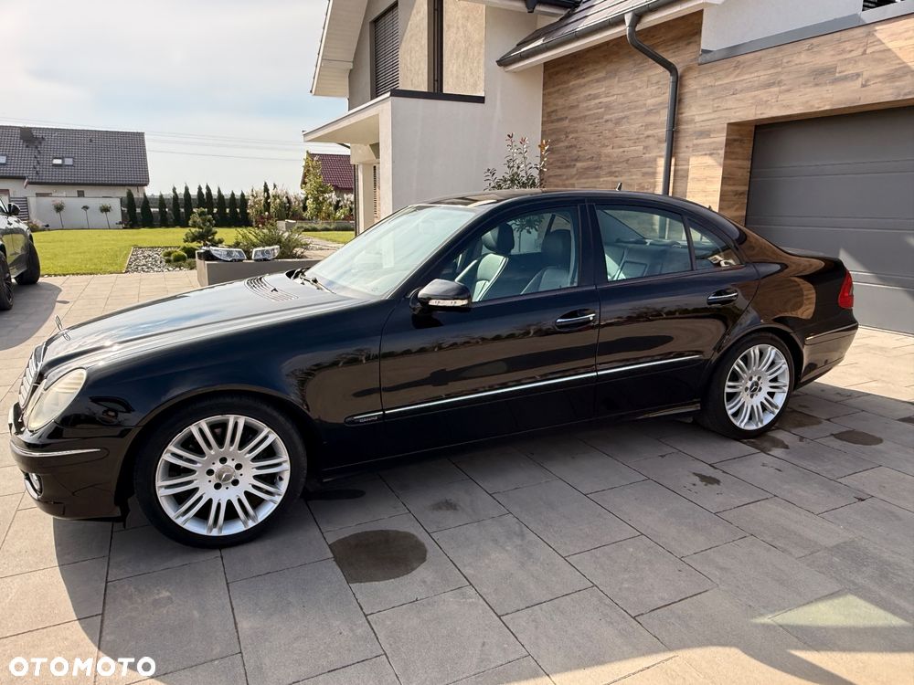 Mercedes-Benz Klasa E 230 7G-TRONIC Elegance - 3