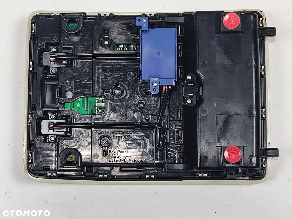 LEXUS RX 15-19r Lampka Podsufitki - 4