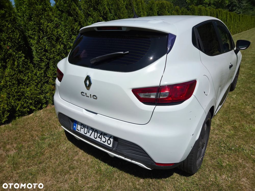 Renault Clio 1.2 16V Life - 6