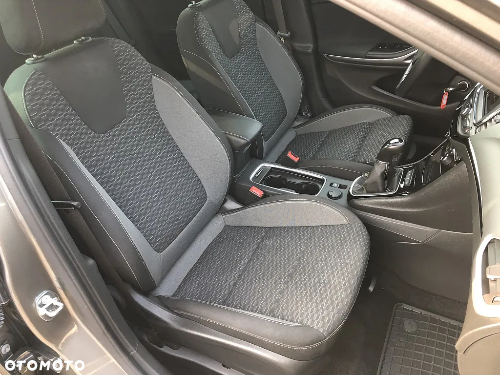 Opel Astra V 1.2 T GS Line S&S - 27