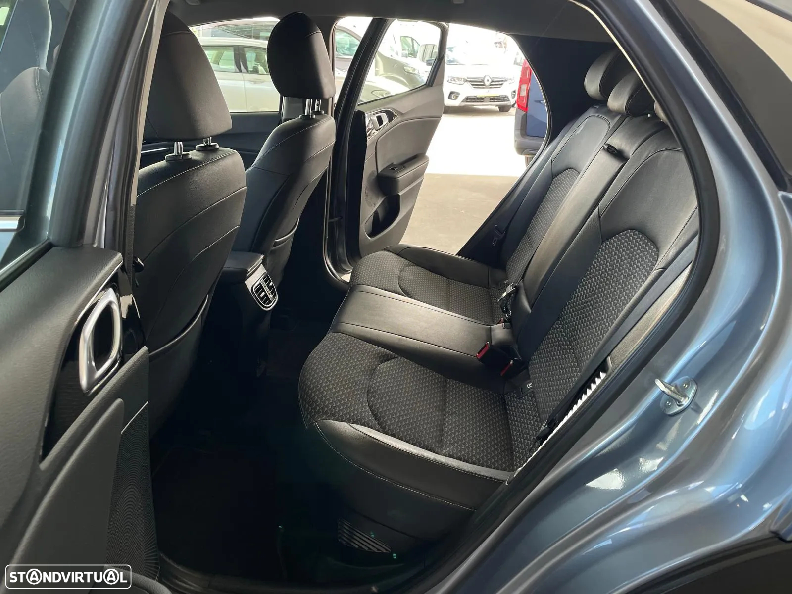 Kia XCeed 1.6 GDi PHEV First Edition - 42