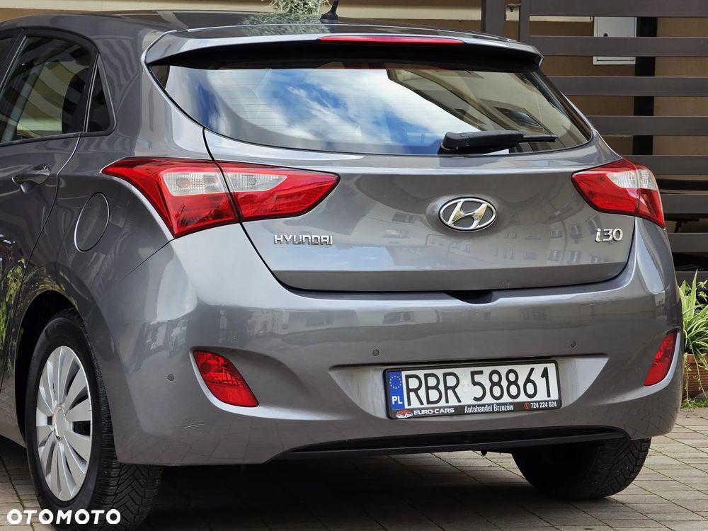 Hyundai i30 1.4 Comfort - 24