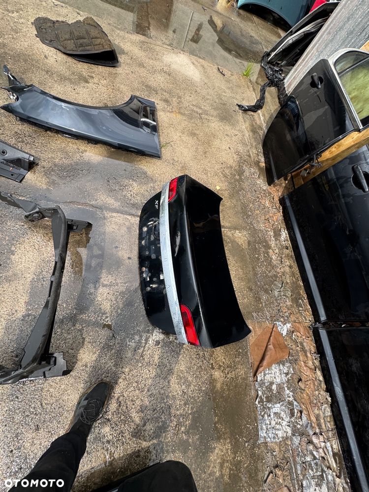 Jaguar xf PEL leg ha Czarny czarne   Do Czarnego Drzwi prawe lewe przednie tylne tył szyba -350sztuka   Klapa bagażnika klapa tylnia tył 400zl   Błotnik prawy lewe 350 sztuka   Lampa prawa lewa  -300zl   Komplet chłodnic wentylator -450     Wszystkie części Jaguar xf szybka wysyłka - 8