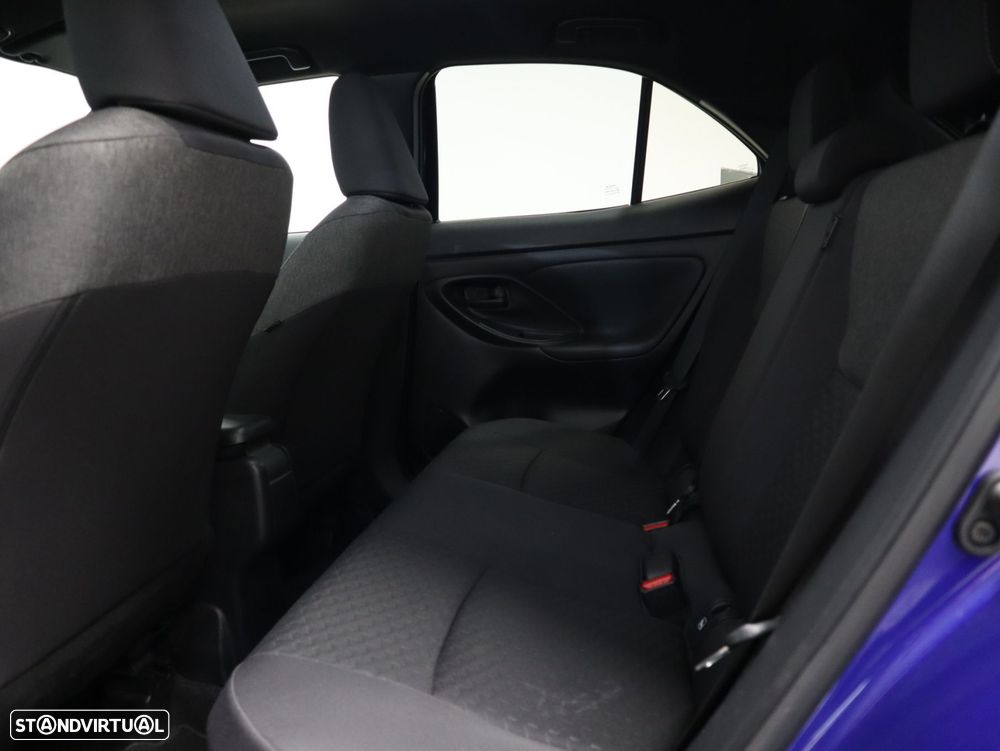 Toyota Yaris Cross - 12