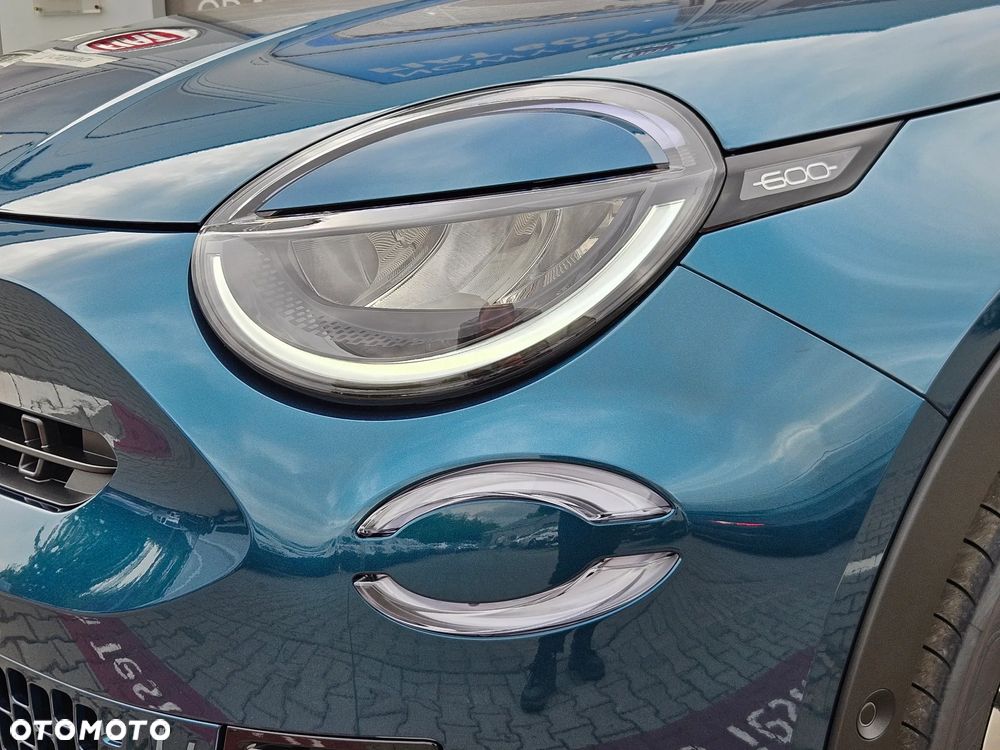 Fiat 600 1.2 Turbo La Prima eDCT - 5