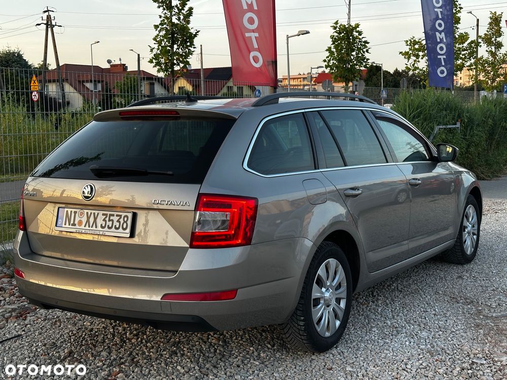 Skoda Octavia 1.4 TSI Edition DSG - 11