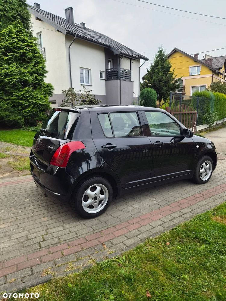 Suzuki Swift - 7