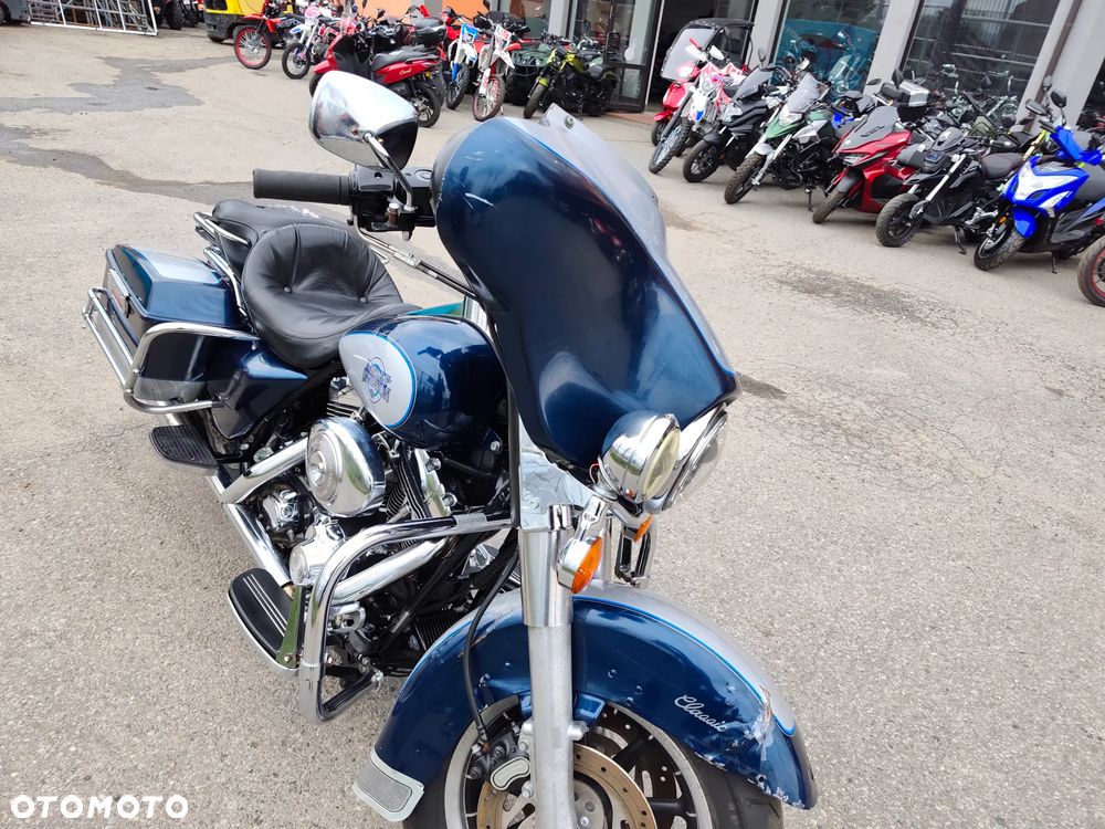 Harley-Davidson FLHT Electra Glide Standard - 13