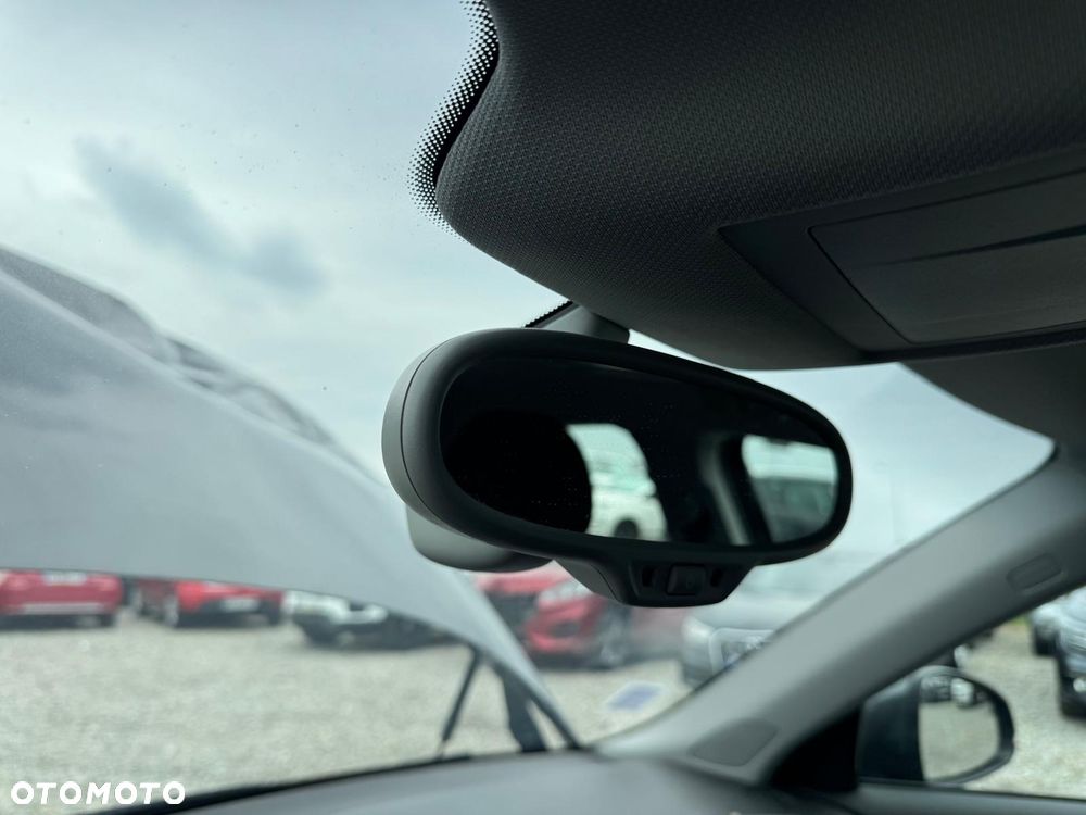 Audi A1 Sportback 1.6 TDI Design S tronic - 24