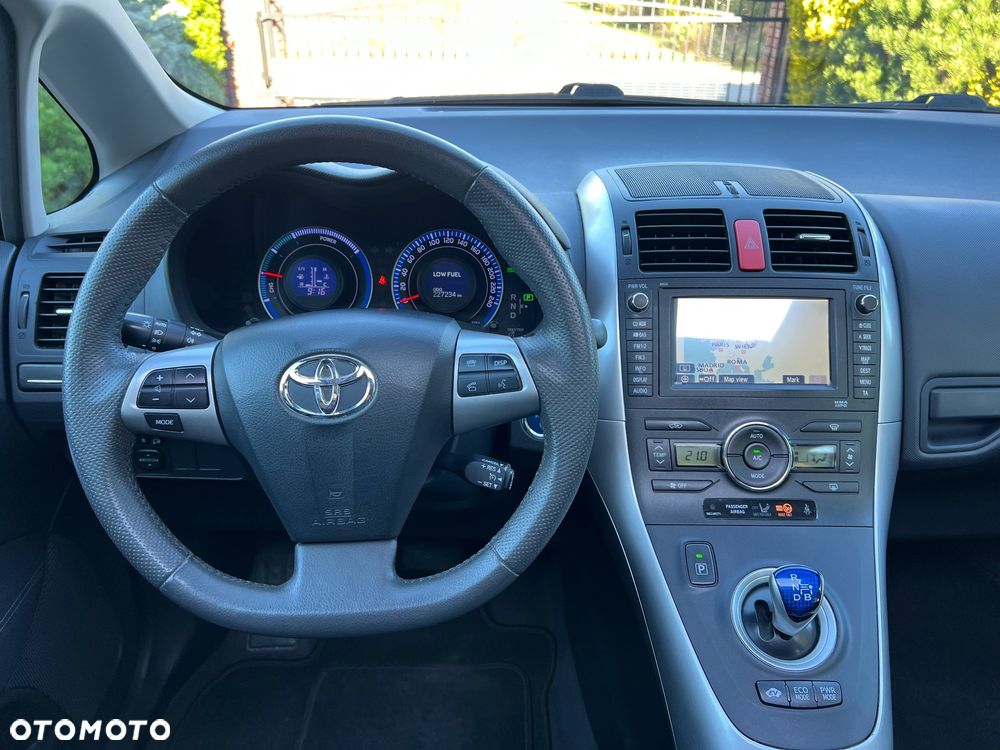 Toyota Auris 1.8 HSD Luna - 28