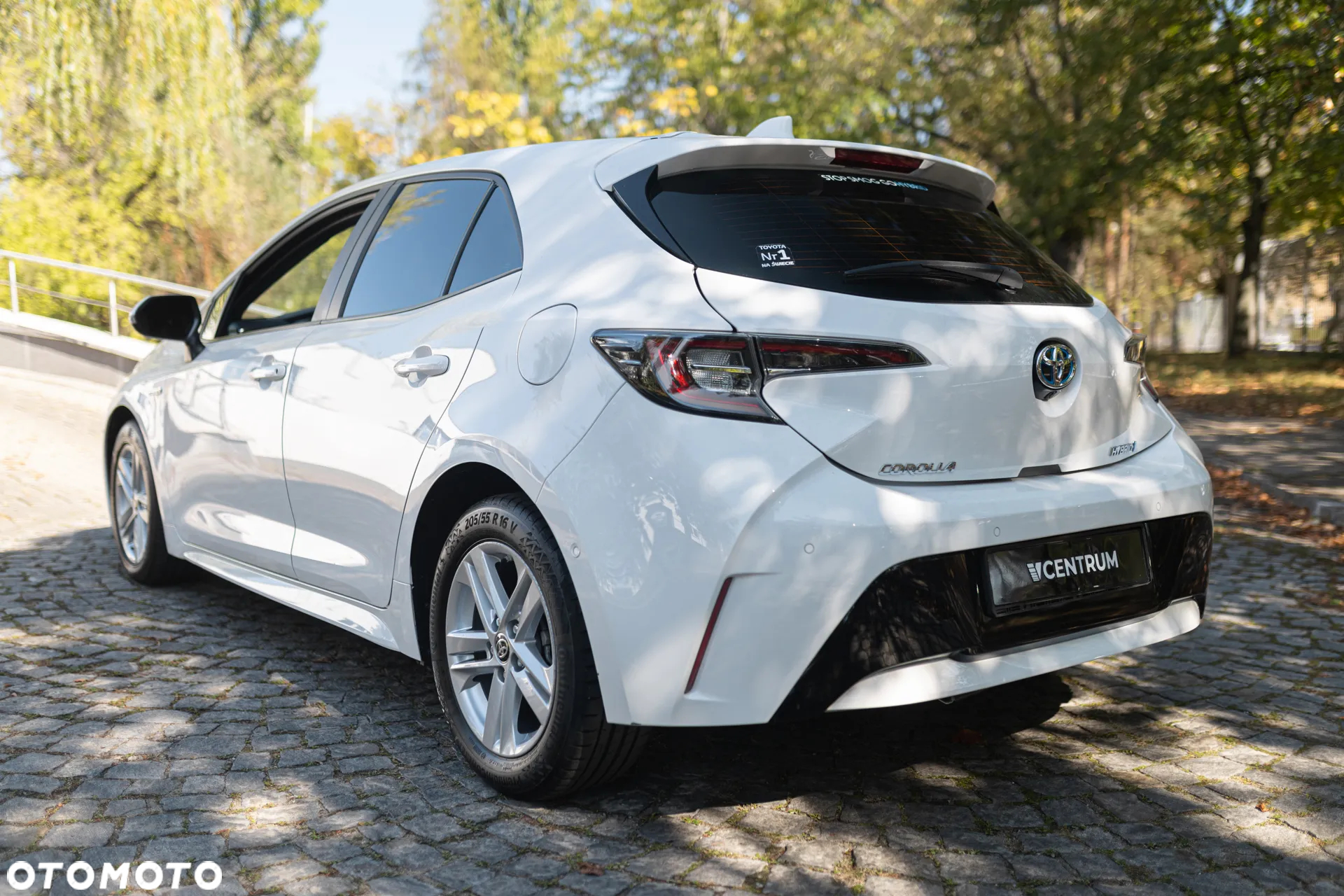 Toyota Corolla 1.8 Hybrid Comfort - 7