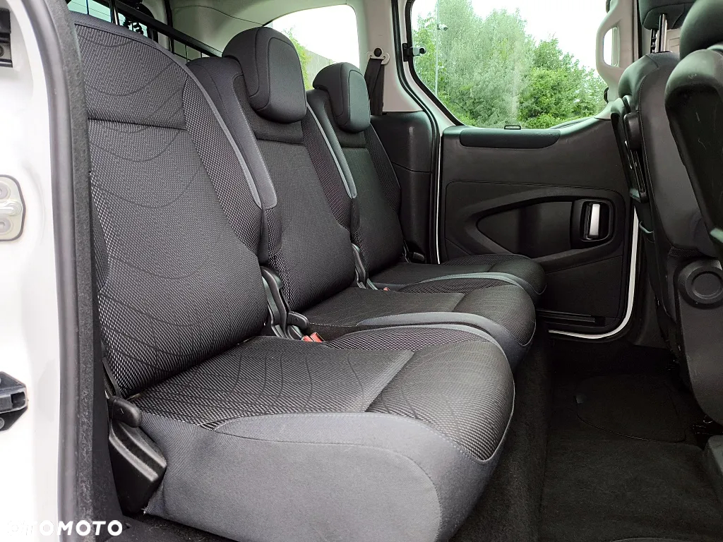 Peugeot Partner Tepee 90 Family - 28