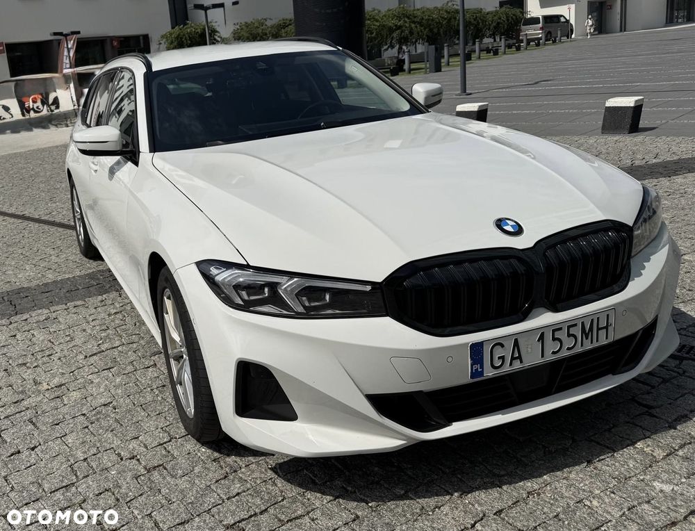 BMW Seria 3 318d mHEV - 1