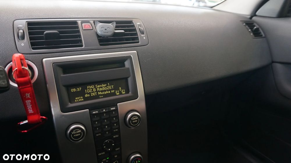 Volvo C30 1.6D Momentum - 21