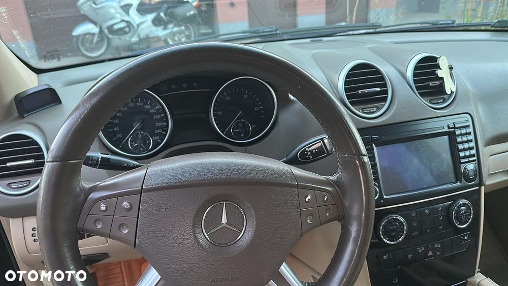 Mercedes-Benz ML 320 CDI 4-Matic - 8