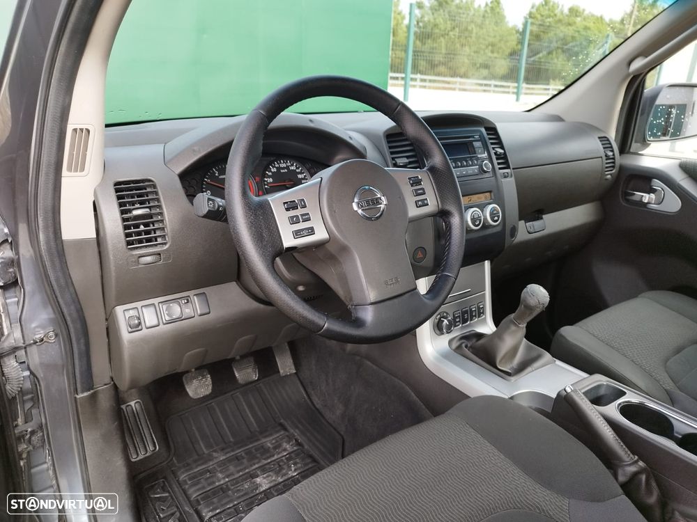 Nissan Navara 2.5 dCi CD XE P.Comfort 3.5T 4WD - 25