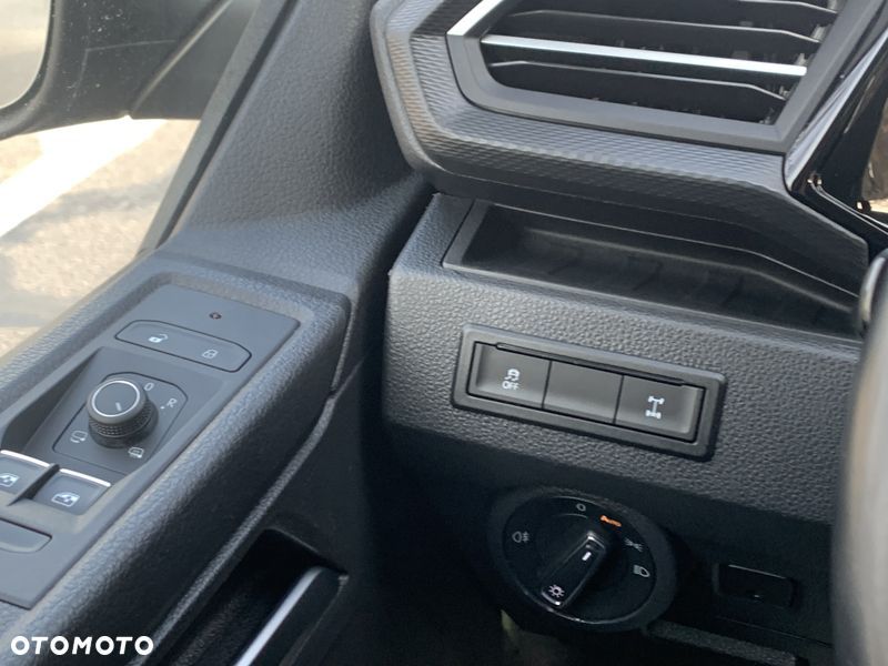 Volkswagen TRANSPORTER MULTIVAN BULLI T6.1, DSG 4Motion, T6 4x4 plus reduktor napędów, Model SALON POLSKA BULLY ORYGINAL!! Światła LED, Fotele obracane kapitańskie, Dynamiczne komfortowe zawieszenie!! 3 strefowa klimatyzacja, Felgi specjalne, Pakiet akustyczny, Stolik CAMPER.. - 22