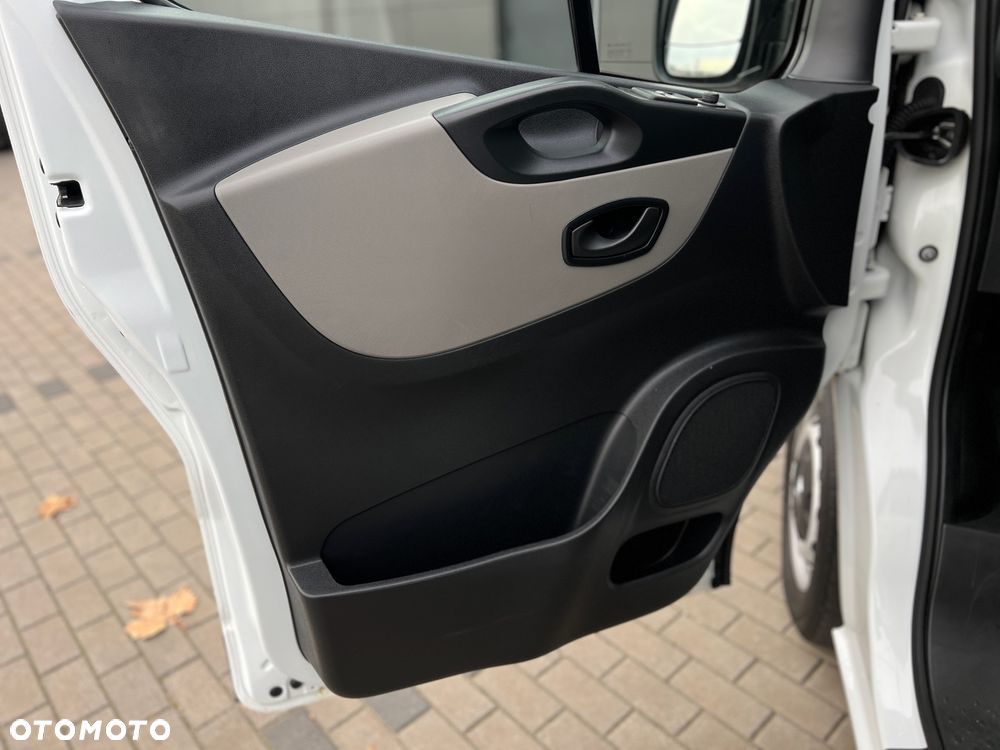 Renault Trafic L2H1 - 22