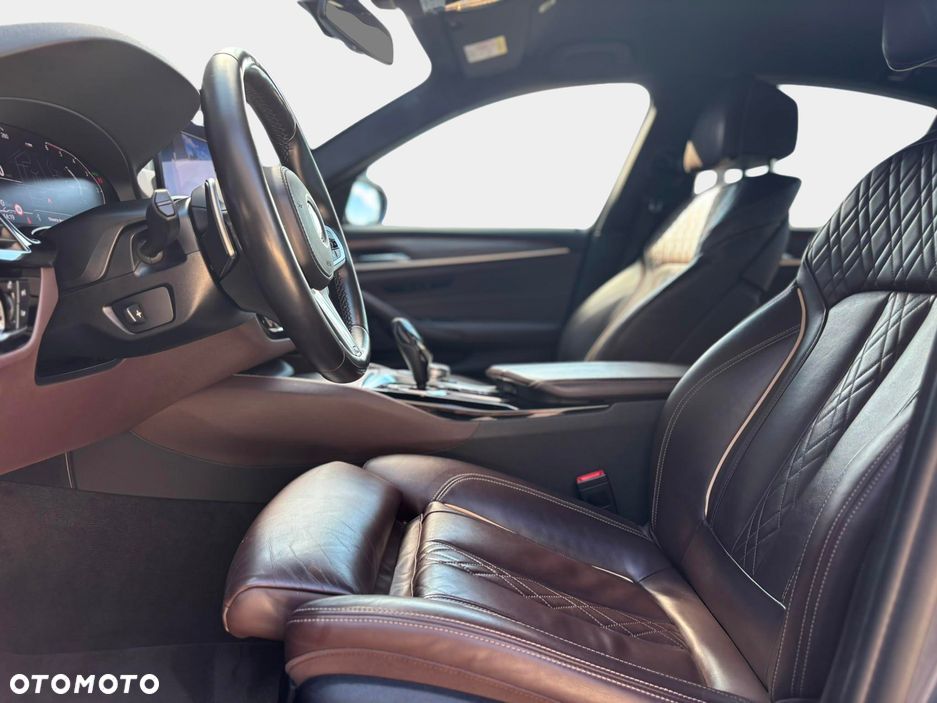 BMW Seria 5 530d xDrive mHEV sport - 7