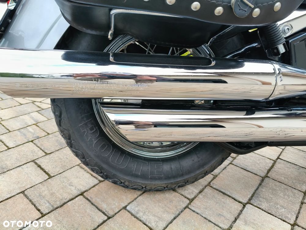 Suzuki VL 800 Volusia - 9