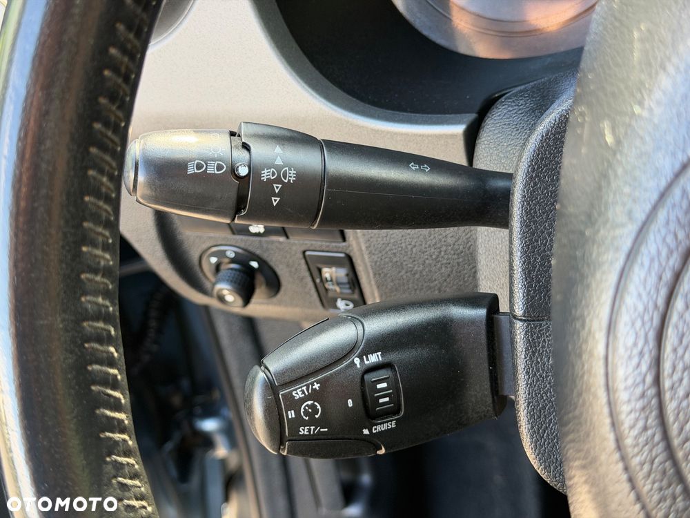 Citroën Berlingo 1.6 HDi Exclusive - 25