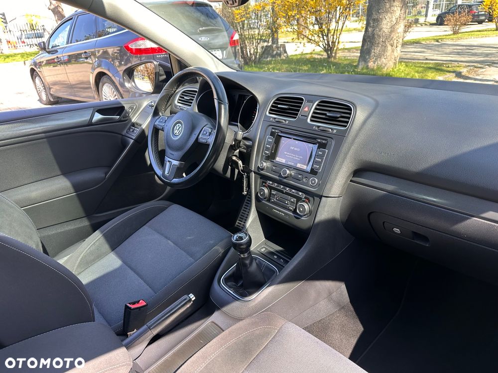 Volkswagen Golf 1.6 TDI DPF BlueMotion - 5