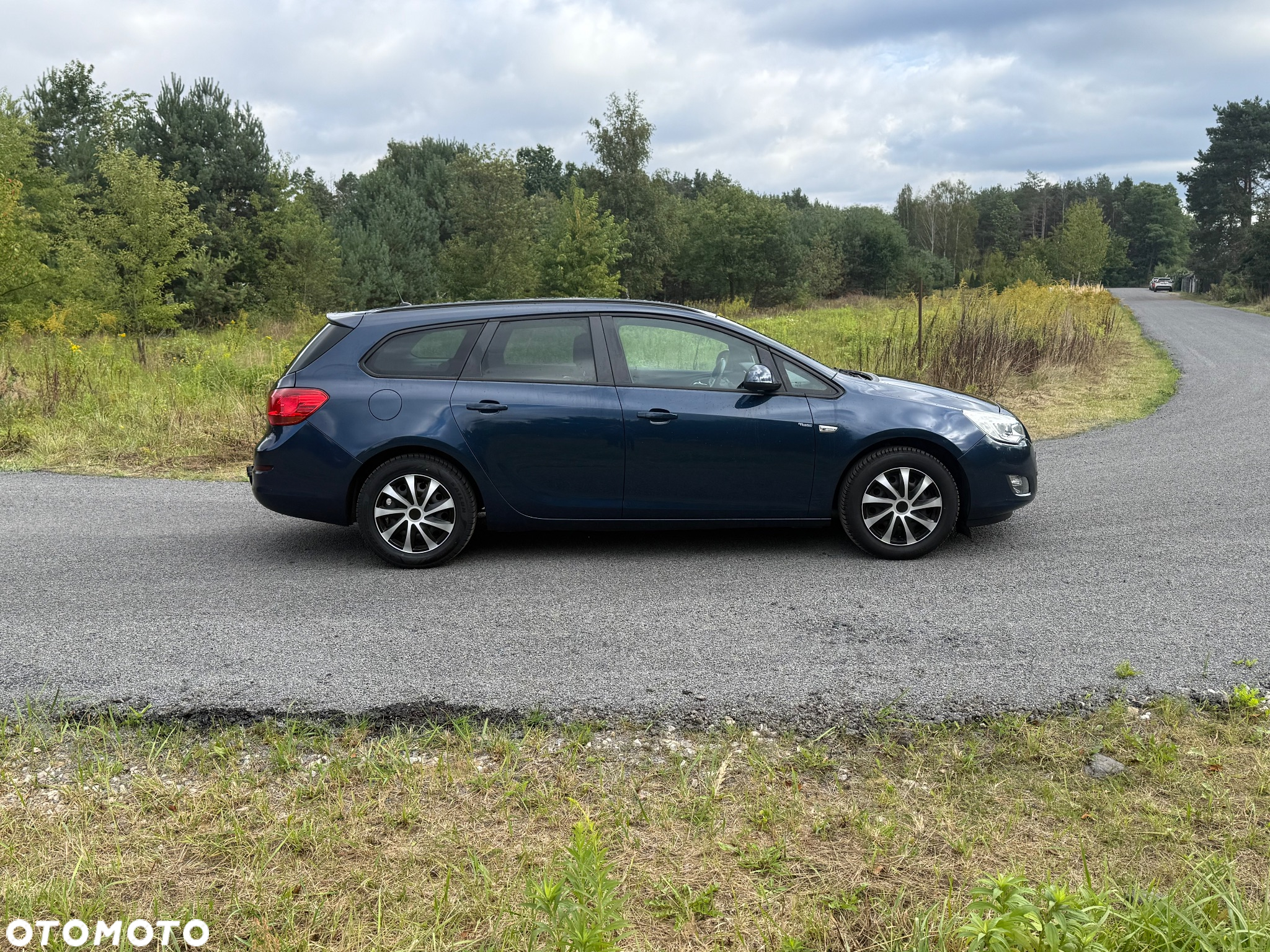 Opel Astra 1.6 Caravan Cosmo - 9