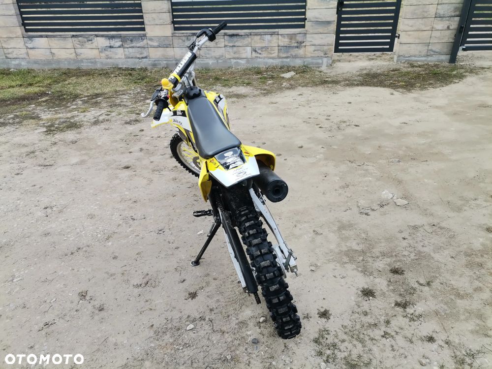 Suzuki DR-Z - 5
