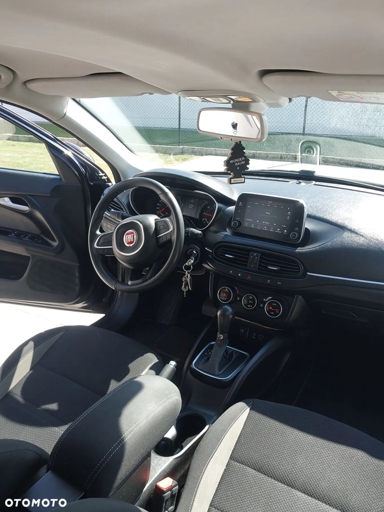 Fiat Tipo 1.6 MultiJet 16v Lounge DDCT - 12