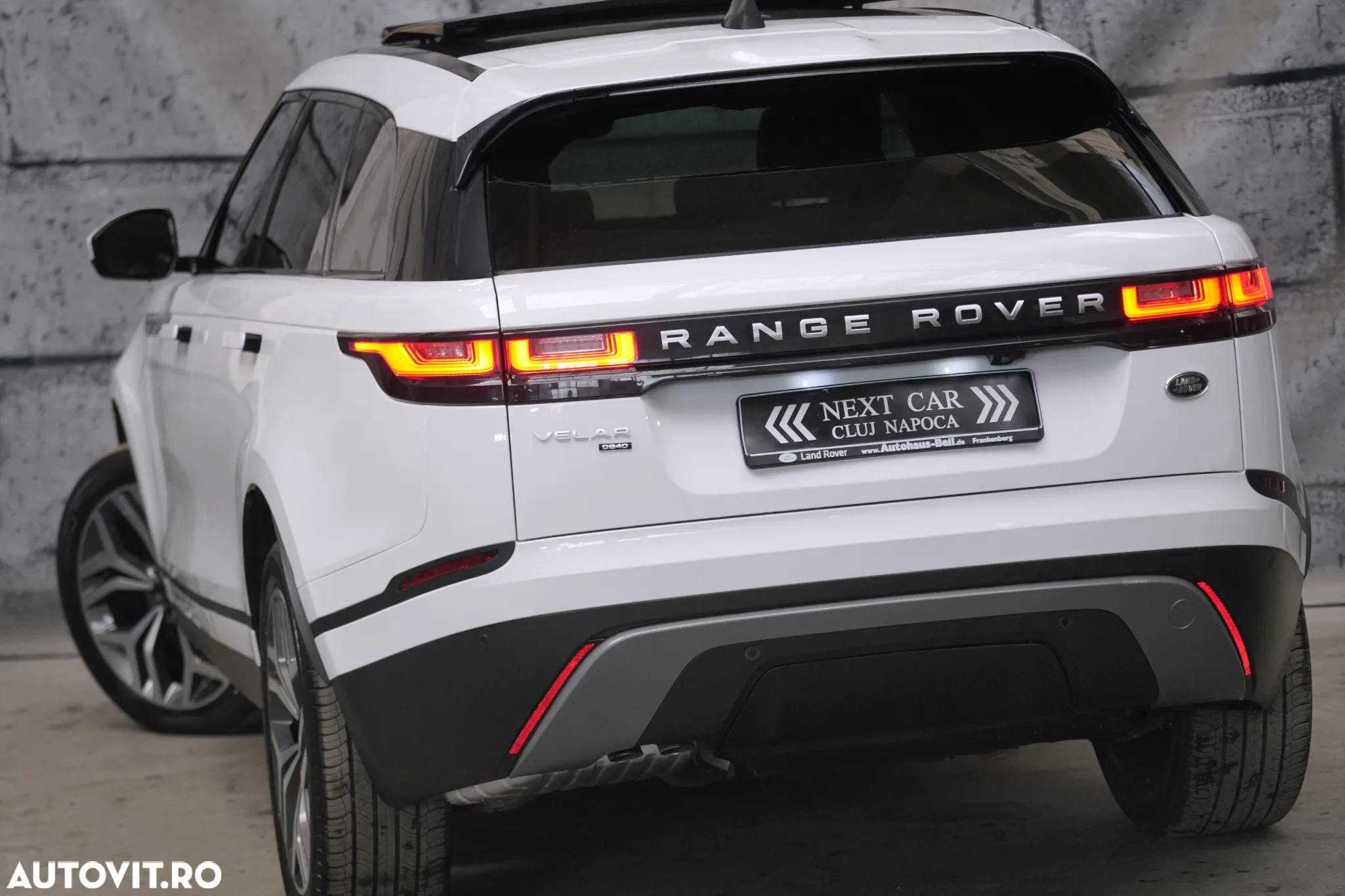 Land Rover Range Rover Velar 2.0 R-Dynamic HSE - 3