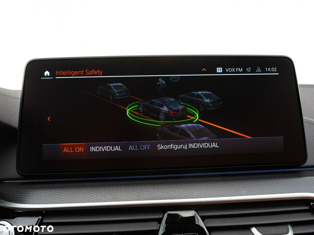 BMW Seria 5 540i xDrive mHEV M Sport sport - 22