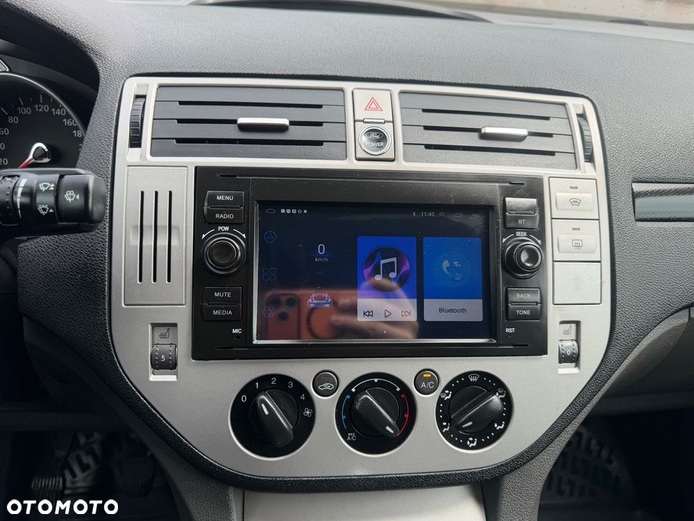 Ford Kuga 2.0 TDCi 4x4 Titanium - 18
