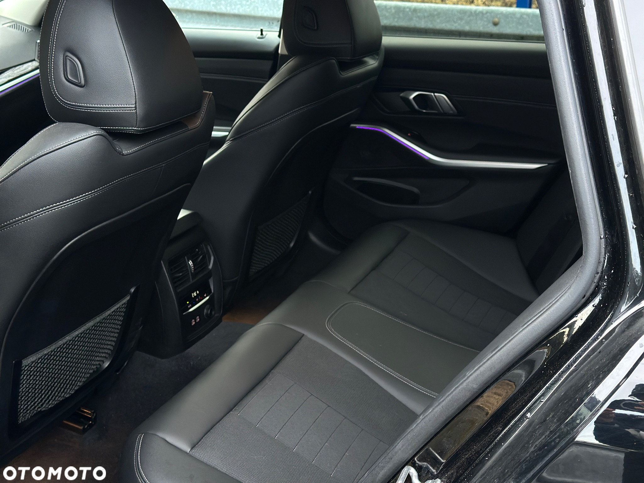 BMW Seria 3 320d Sport Line Shadow - 7