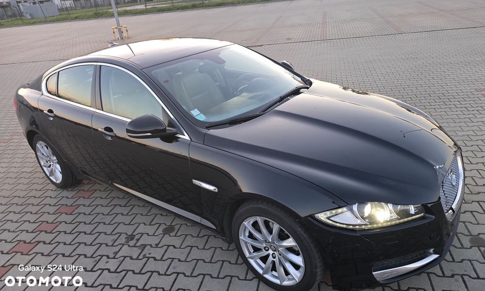 Jaguar XF 2.2 - 5