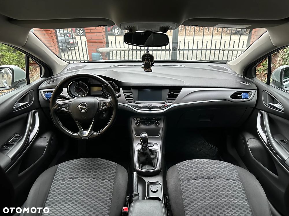 Opel Astra 1.6 CDTI Enjoy - 12