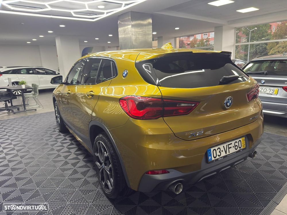 BMW X2 18 d xDrive Auto Pack 50 anos M - 15