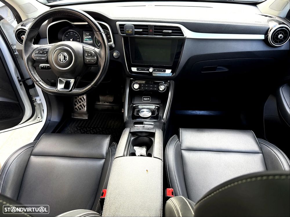 MG ZS Luxury - 12