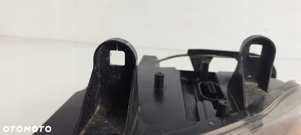 LAMPA PRAWA PRZÓD PRZÓDNIA XENON EU BMW Z4 E85 - 7