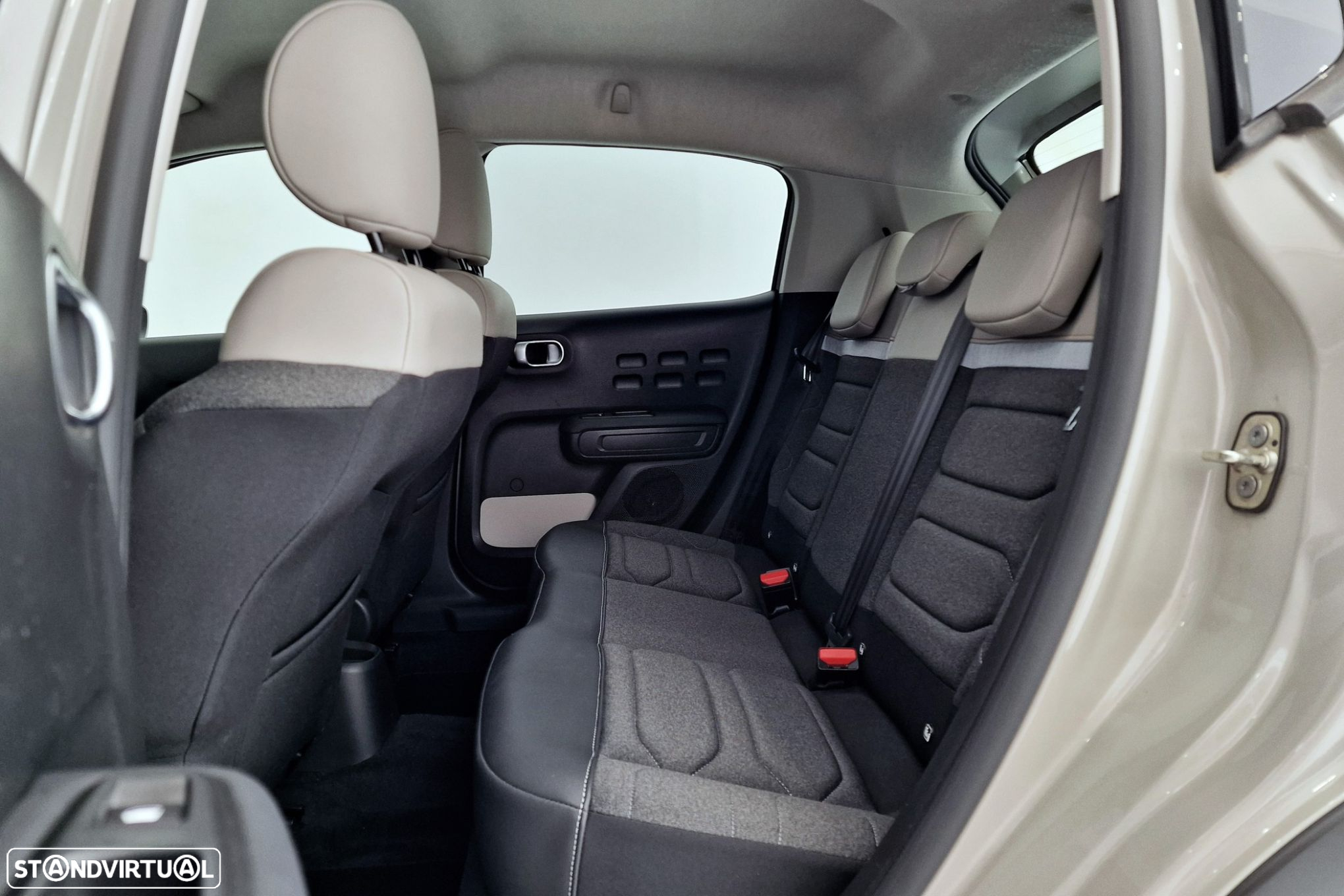Citroën C3 Pure Tech S&S Saint James - 10