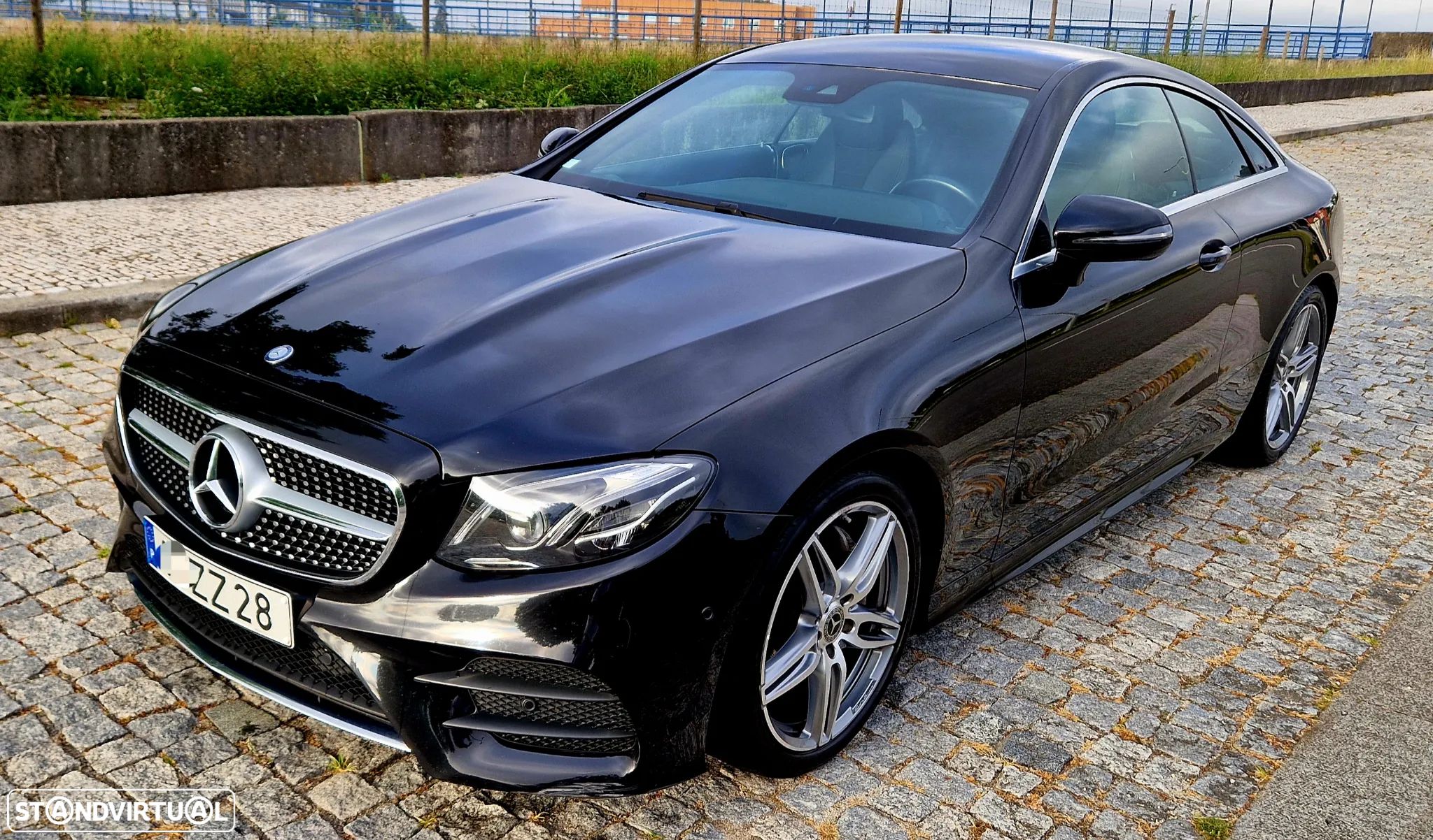 Mercedes-Benz E 220 d AMG Line - 1