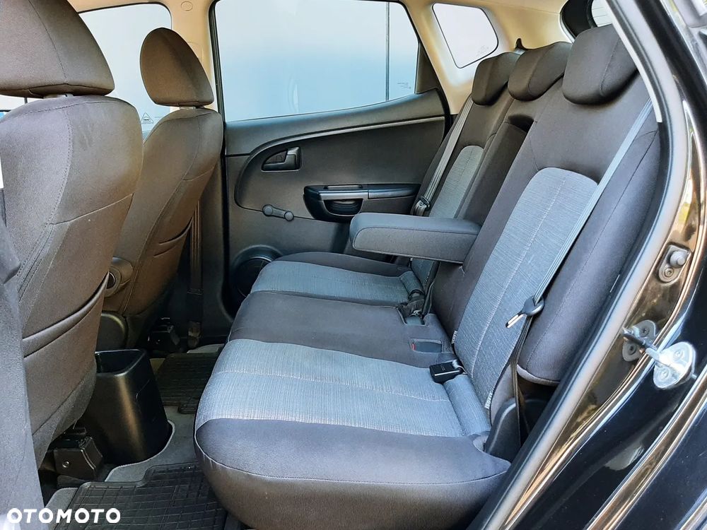 Kia Venga 1.4 L - 25