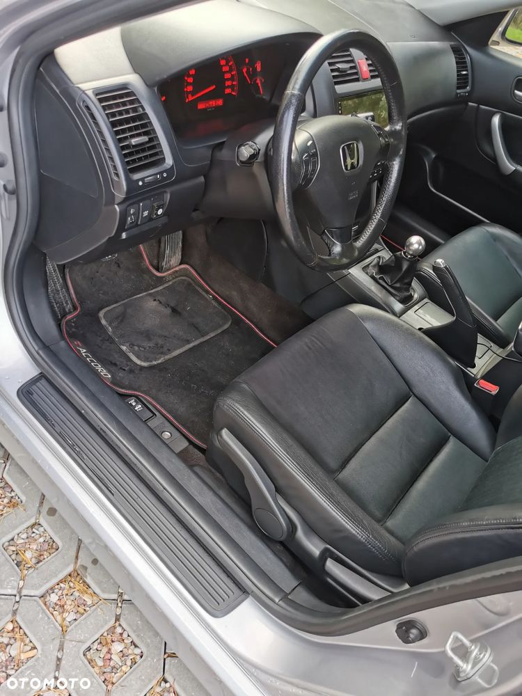Honda Accord 2.4 TypeS - 13