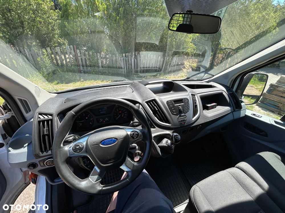 Ford Transit - 9