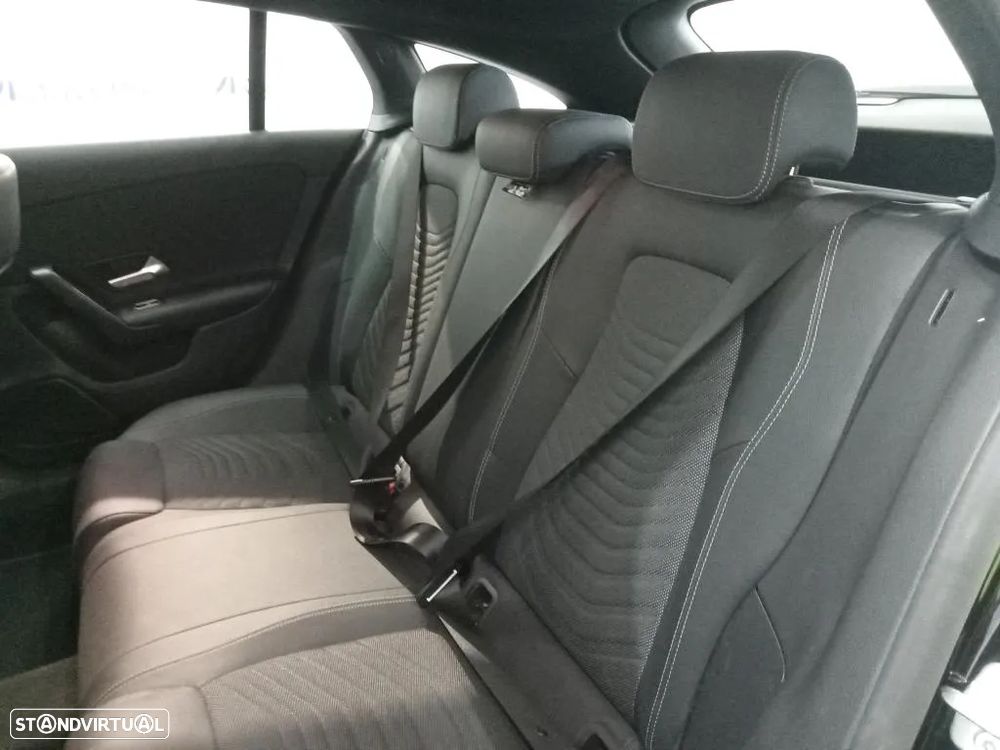 Mercedes-Benz CLA 250 e Shooting Brake Style Plus - 9