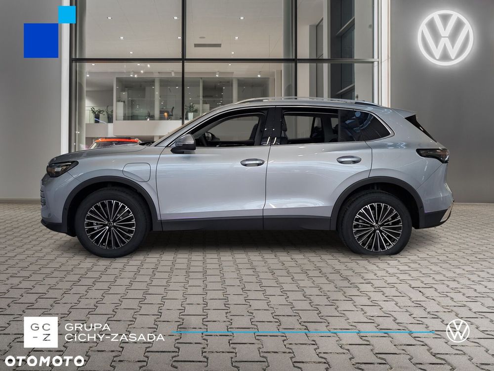 Volkswagen Tiguan - 2