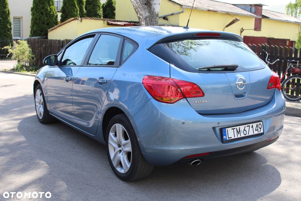 Opel Astra 1.4 Turbo Cosmo - 7