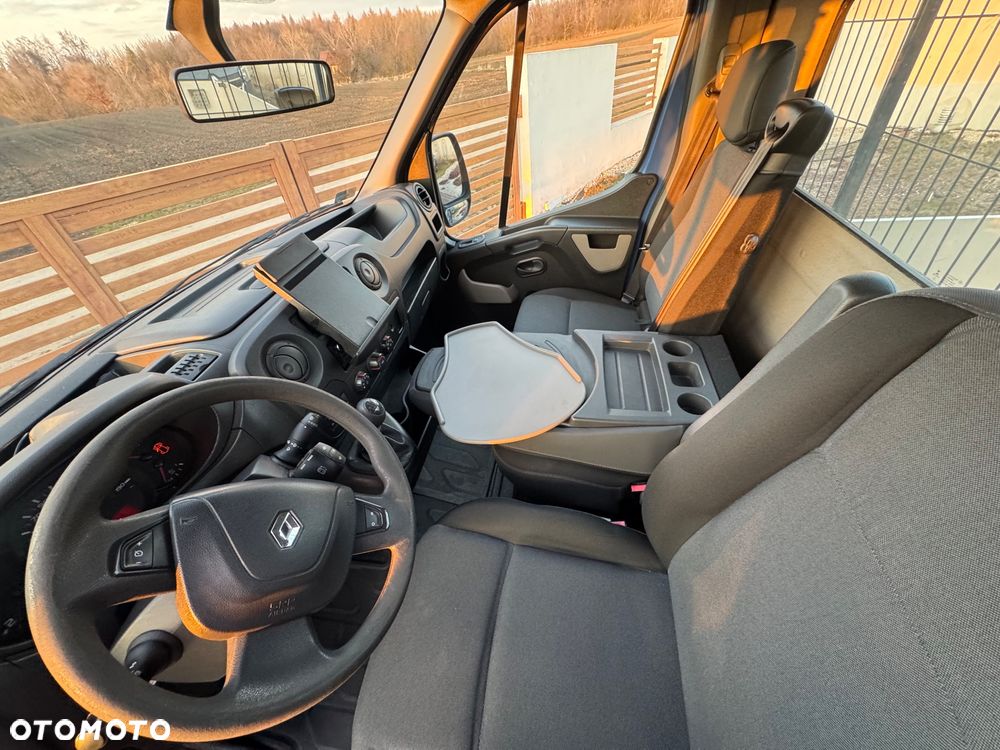 Renault Master - 11